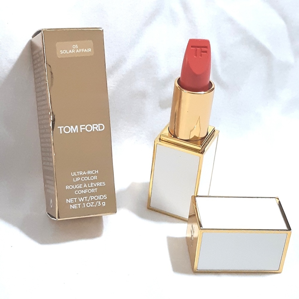 *NIB*Tom Ford	Ultra-Rich Lip Color
05 Solar Affair